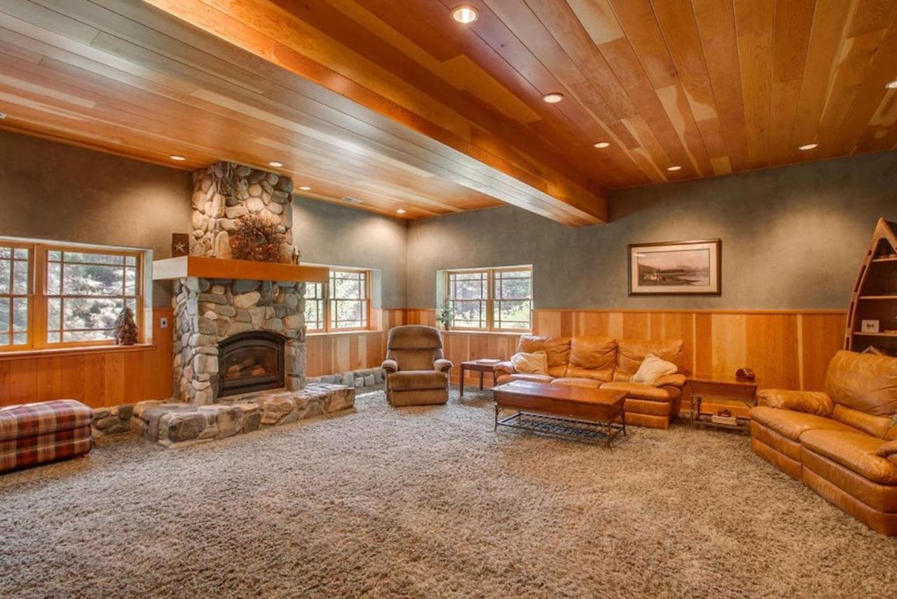 Snowgrass Lodge - River, Mountain Views & Hot Tub Leavenworth Exteriér fotografie